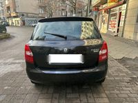 gebraucht Skoda Fabia neuer TÜV, Steuerkette neu, kein Rost.