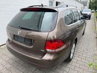 Gebraucht VW Golf VII Style 105 PS (77 kW) 2012 Toffee/graciosabraun Kombi