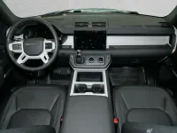Gebraucht Land Rover Defender SE Dynamic 300 PS (220 kW) 2025 Gruen SUV