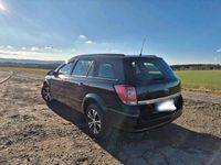 Gebraucht Opel Astra 105 PS (77 kW) 2007 Schwarz Kombi