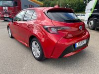 Gebraucht Toyota Corolla Hybrid Team 98 PS (72 kW) 2020 Rot Limousine