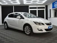 Gebraucht Opel Astra Innovation 179 PS (131 kW) 2011 Weiß Kombi