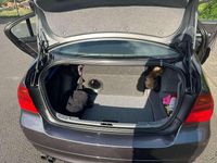 Gebraucht BMW 325 218 PS (160 kW) 2005 Grau Limousine