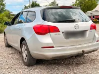 Gebraucht Opel Astra 110 PS (80 kW) 2011 Silber Kombi