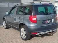 gebraucht Skoda Yeti 2.0 TDI 4x4 *NAVI*SHZ*PDC*