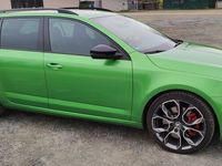 gebraucht Skoda Octavia 2.0 TSI DSG RS Combi RS Rallye-Grün