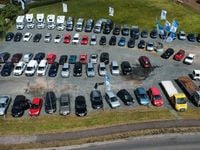 Gebraucht VW Golf GTI 211 PS (155 kW) 2009 Weiß Coupé