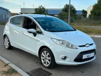 Gebraucht Ford Fiesta Ghia 96 PS (70 kW) 2009 Weiß Kleinwagen