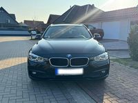 Gebraucht BMW 318 Advantage 150 PS (110 kW) 2018 Schwarz Kombi