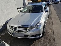 Gebraucht Mercedes E200 136 PS (100 kW) 2011 Grau Kombi