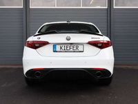 gebraucht Alfa Romeo Giulia 2.0 Q4/SHZ/LHZ/LED/KAMERA/PDC/BTH/MFL/R19