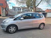 Gebraucht Honda Jazz Trend 90 PS (66 kW) 2011 Silber Kleinwagen