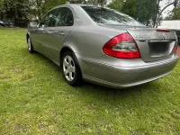Gebraucht Mercedes E220 170 PS (125 kW) 2007 Gold Limousine