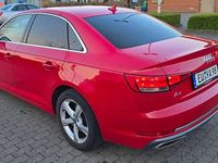 Gebraucht Audi A4 Comfort 190 PS (139 kW) 2019 Blau Limousine