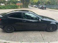Gebraucht Mercedes C200 163 PS (119 kW) 2001 Schwarz Coupé