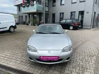 Second-hand Mazda MX5 145 CP (106 kW) 2001 Argintiu Cabrio