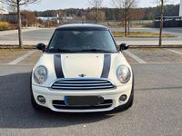 Gebraucht Mini Cooper D 111 PS (81 kW) 2011 Weiß Kleinwagen