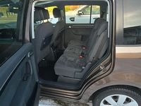 Gebraucht VW Touran Highline 140 PS (102 kW) 2015 Braun Van / Kleinbus