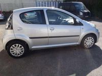 Gebraucht Citroën C1 Tendance 68 PS (50 kW) 2013 Silber Kleinwagen