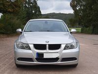 gebraucht BMW 318 i E90 - TÜV bis 2025