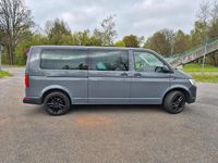 Gebraucht VW Caravelle Trendline 150 PS (110 kW) 2016 Grau Van