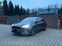 Gebraucht Ford Focus ST-Line 150 PS (110 kW) 2016 Grau Limousine
