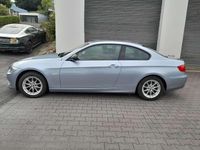 Gebraucht BMW 318 Comfort Edition 143 PS (105 kW) 2010 Blau Coupé