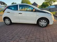 Gebraucht Toyota Aygo 72 PS (52 kW) 2019 Weiß Kleinwagen