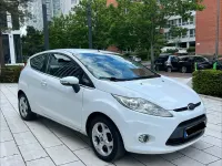 Gebraucht Ford Fiesta Titanium 95 PS (69 kW) 2011 Weiß Limousine