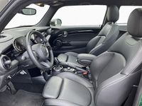 Gebraucht Mini Cooper Classic 136 PS (100 kW) 2023 British racing green (dunkelgrün) Kleinwagen