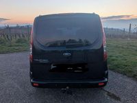 Gebraucht Ford Grand Tourneo Connect Titanium 120 PS (88 kW) 2019 Schwarz Van / Kleinbus