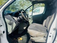 Gebraucht Opel Vivaro 114 PS (83 kW) 2013 Weiß Van / Kleinbus