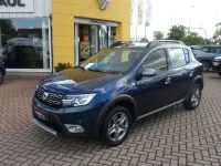 Gebraucht Dacia Sandero Essentiel 90 PS (66 kW) 2019 Kosmosblau (blau) Limousine