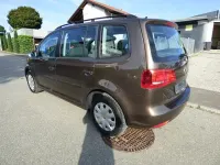Gebraucht VW Touran Highline 140 PS (102 kW) 2011 Braun Van / Kleinbus