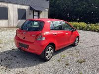 Gebraucht Toyota Yaris 2010 Rot Limousine