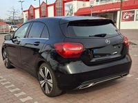 Gebraucht Mercedes A160 Edition 102 PS (75 kW) 2017 Schwarz Limousine