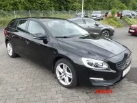Gebraucht Volvo V60 Business Edition 190 PS (139 kW) 2016 Schwarz Kombi