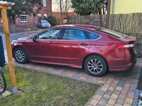 Gebraucht Ford Mondeo Titanium 150 PS (110 kW) 2015 Rot Limousine