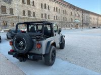 Gebraucht Jeep Wrangler 175 PS (128 kW) 2000 Silber SUV