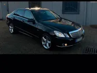Gebraucht Mercedes E200 136 PS (100 kW) 2010 Schwarz Limousine
