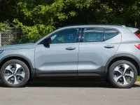 Usata Volvo XC40 Plus 197 CV (144 kW) 2023 Grigio SUV