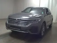 Second-hand VW Touareg R-line 231 CP (169 kW) 2022 Gri SUV