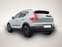 Neu Volvo XC40 Plus 197 PS (144 kW) 2026 Grau SUV