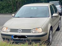 Gebraucht VW Golf IV 75 PS (55 kW) 2001 Gelb Kleinwagen