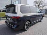 Nuova VW Multivan 150 CV (110 kW) 2026 4 armlehnen beidseitig an zweiter sitzreihe Monovolume