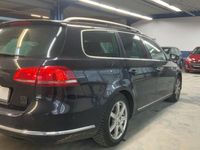 Gebraucht VW Passat Highline 170 PS (125 kW) 2011 Deep black perleffekt (metallic) Kombi