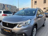 Gebraucht Peugeot 2008 Active 114 PS (83 kW) 2019 Gris artense SUV