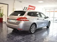 Gebraucht Peugeot 308 Allure 131 PS (96 kW) 2021 Grau Kombi