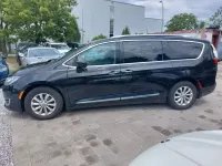 Gebraucht Chrysler Pacifica 291 PS (214 kW) 2019 Schwarz Limousine