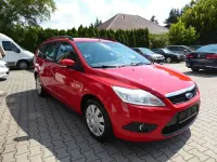 Gebraucht Ford Focus Style 109 PS (80 kW) 2010 Rot Kombi